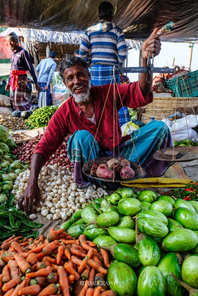 Marketplace in Nalian