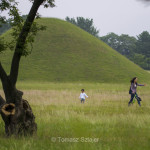 Tombs, tombs everywhere